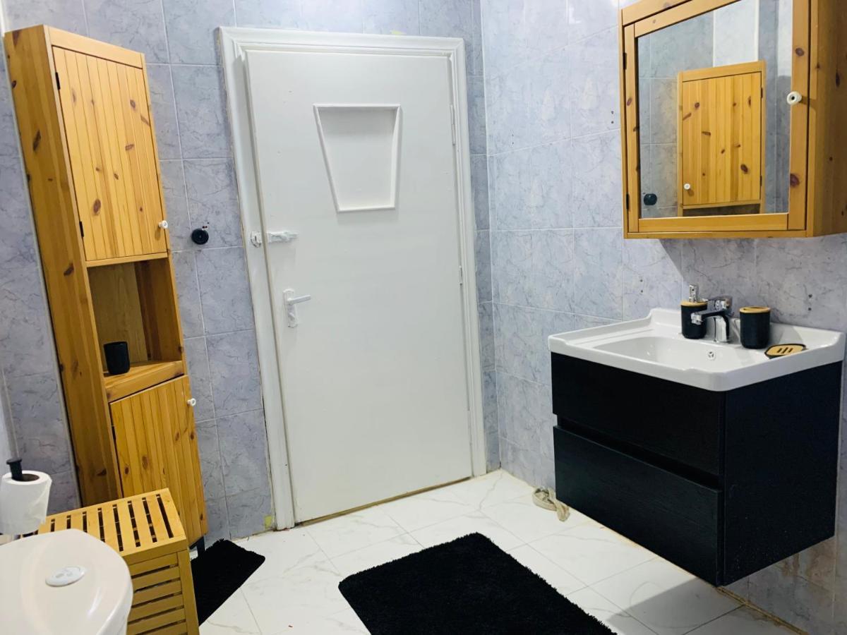 Laura'S Cozy Home Madaba Exterior photo